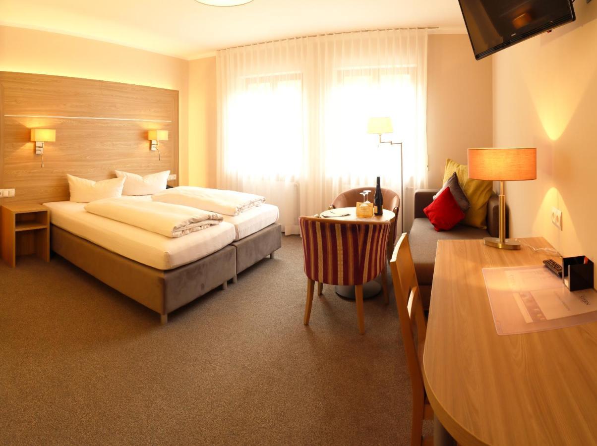 Michels Stern Hotel Marktbreit Eksteriør billede